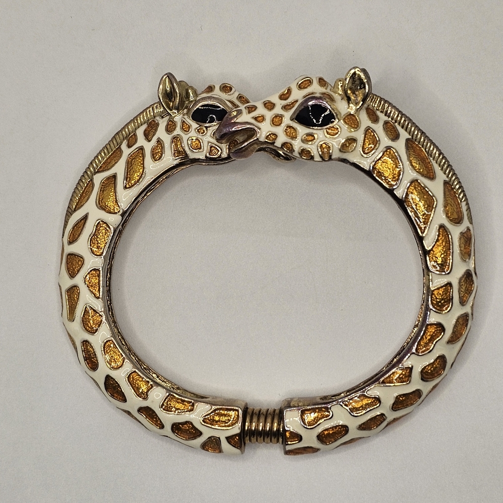 Vintage Kenneth Jay Lane Bracelet! Special Collector Piece! 🦒 - Picture 3 of 6